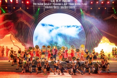 Lễ kỷ niệm 110 năm Ngày thành lập tỉnh Kon Tum